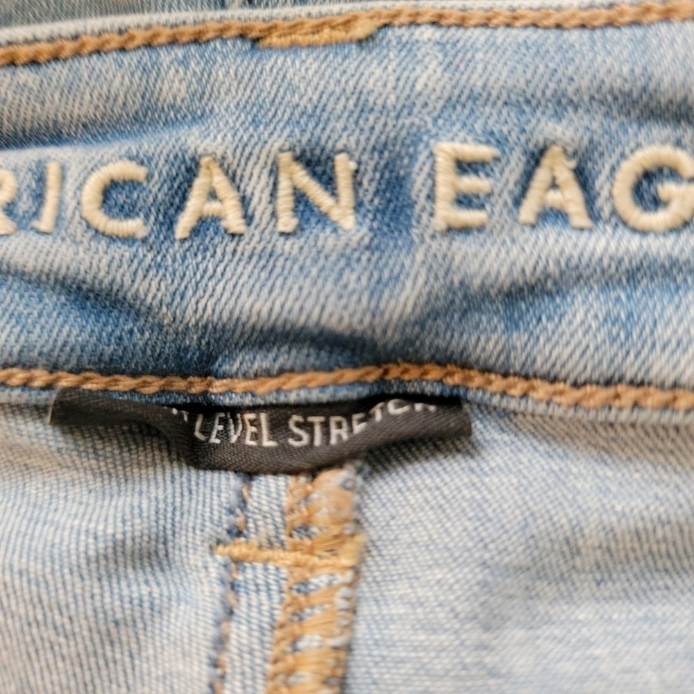 American Eagle 4 High Rise Denim Shorts Shortie Distressed - Picture 5 of 9